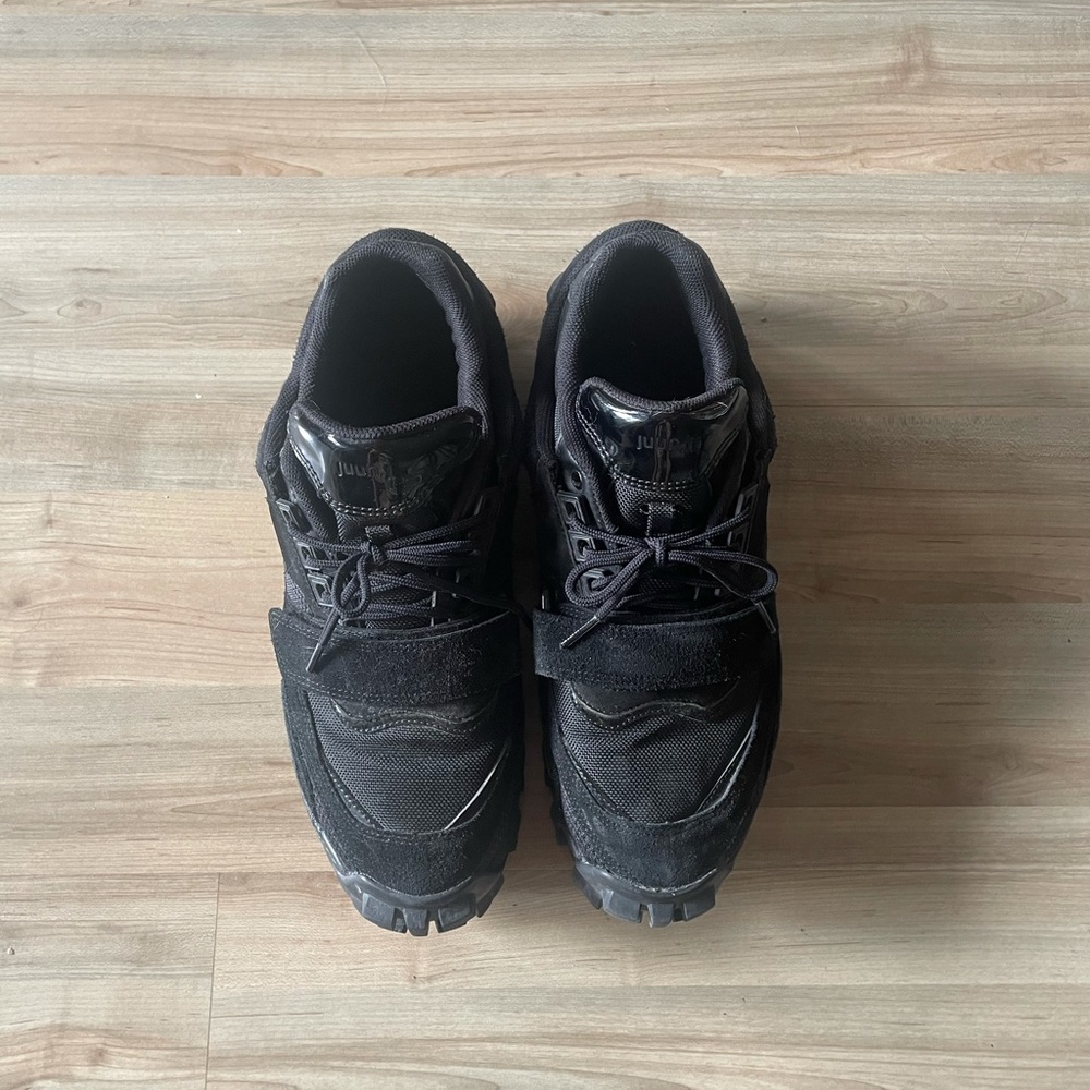 RARE JUUN.J TRIPLE BLACK FW SNEAKERS